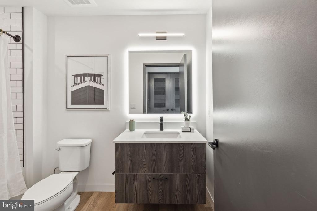 1122 Frankford Avenue - Photo 4