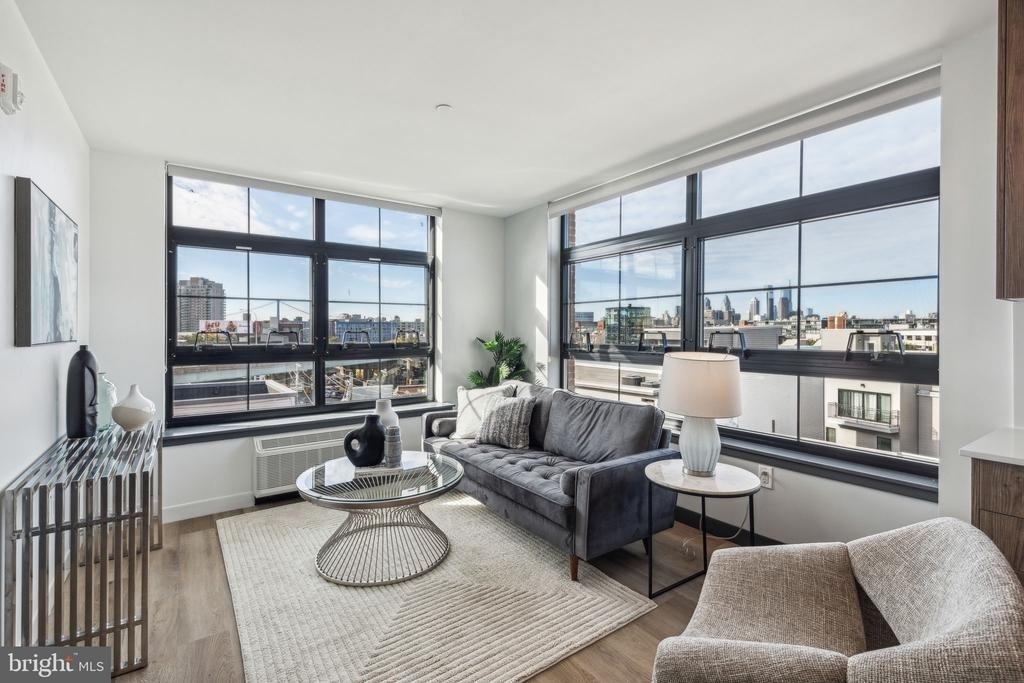 1122 Frankford Avenue - Photo 1