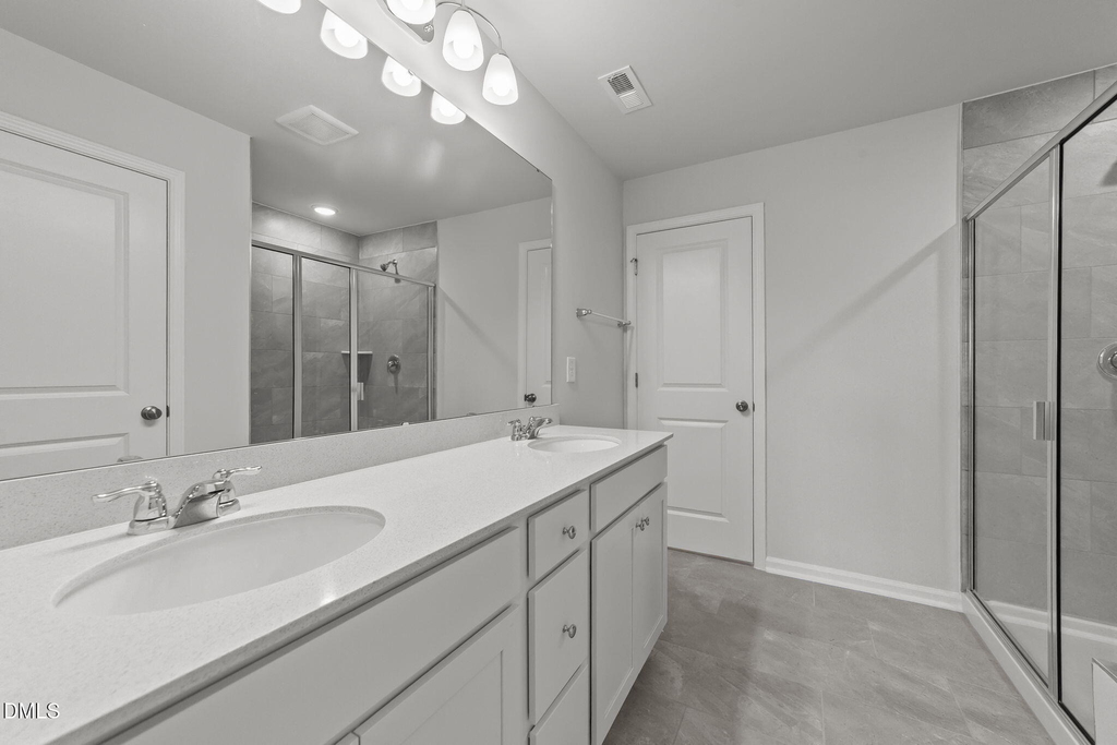 172 Glenmore Gardens Road - Photo 2