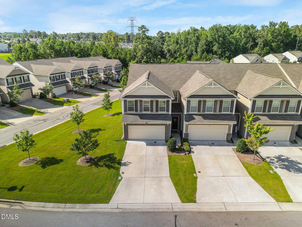 107 Crusaders Drive - Photo 1