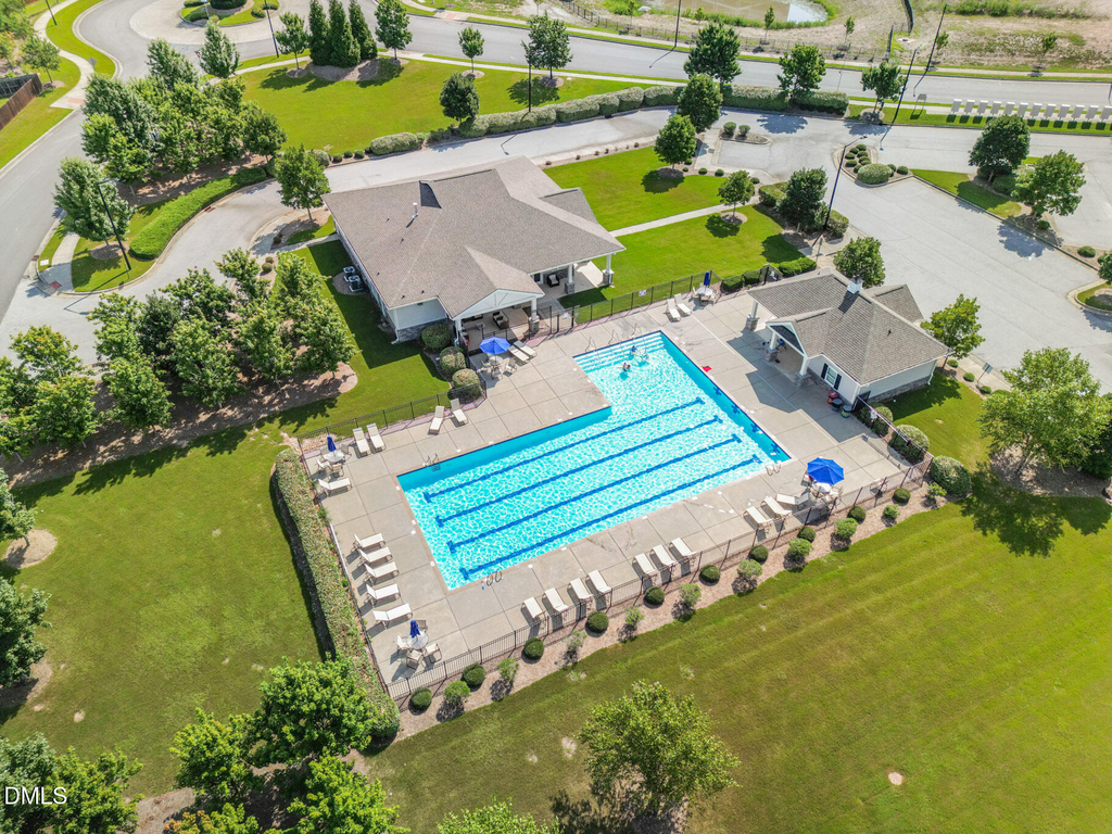 107 Crusaders Drive - Photo 2