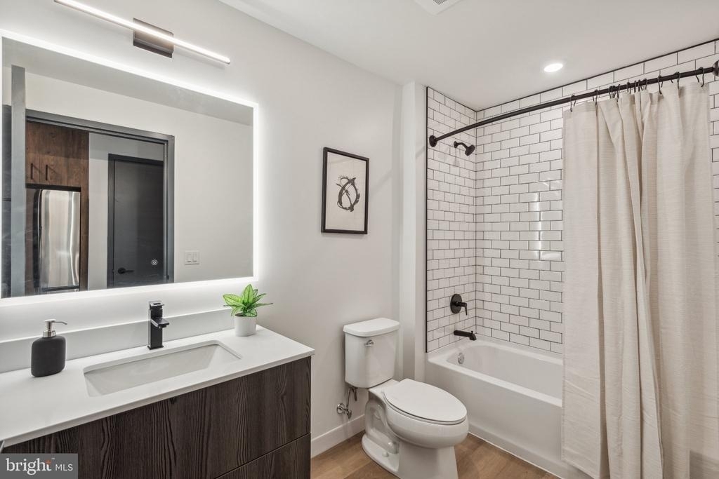 1122 Frankford Avenue - Photo 5