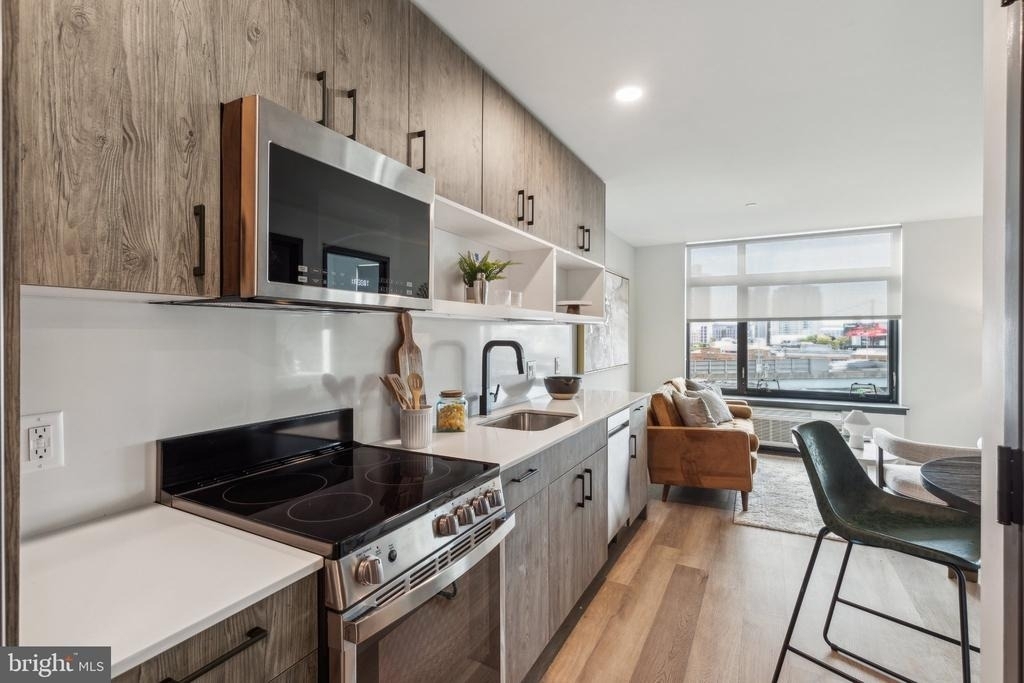 1122 Frankford Avenue - Photo 8