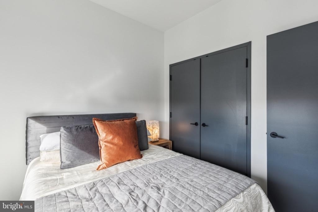 1122 Frankford Avenue - Photo 11