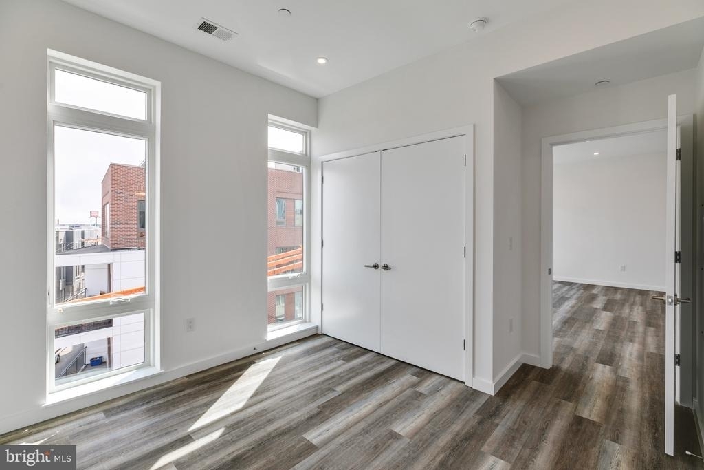 860 N 3rd Street - Photo 4