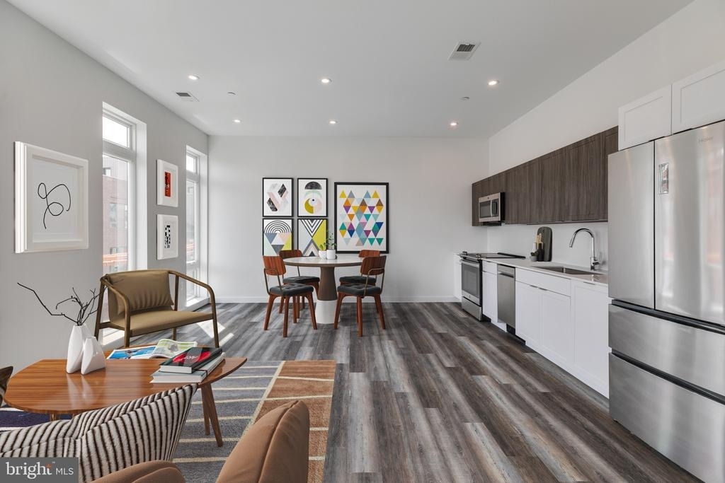 860 N 3rd Street - Photo 2
