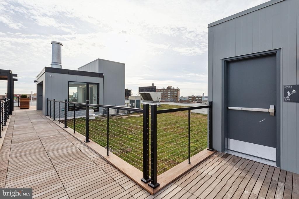 1122 Frankford Avenue - Photo 13