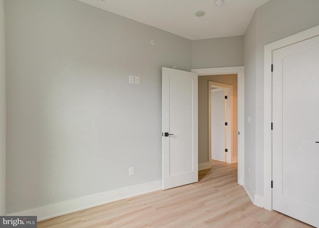 1805 Frankford Avenue - Photo 5