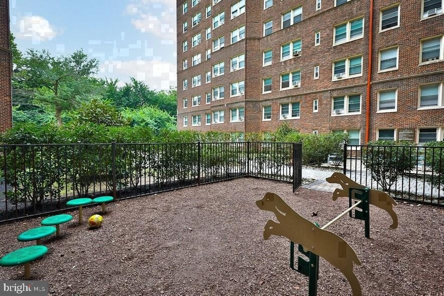 4247 Locust Street - Photo 12