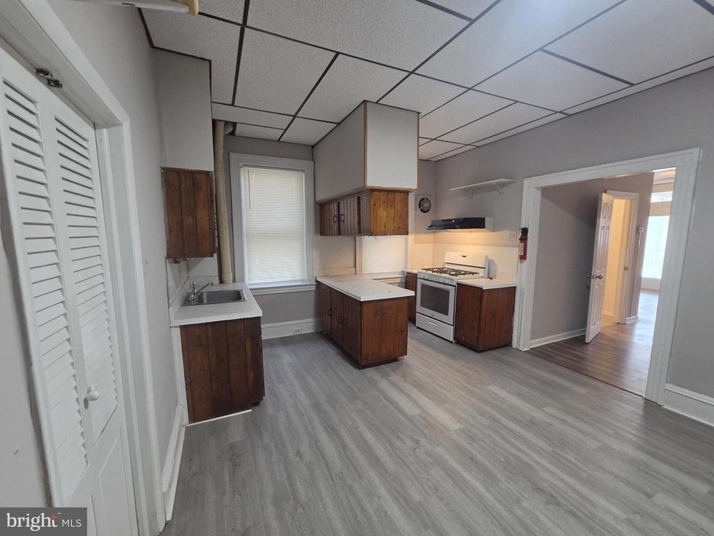 1660 Conklin Street - Photo 9