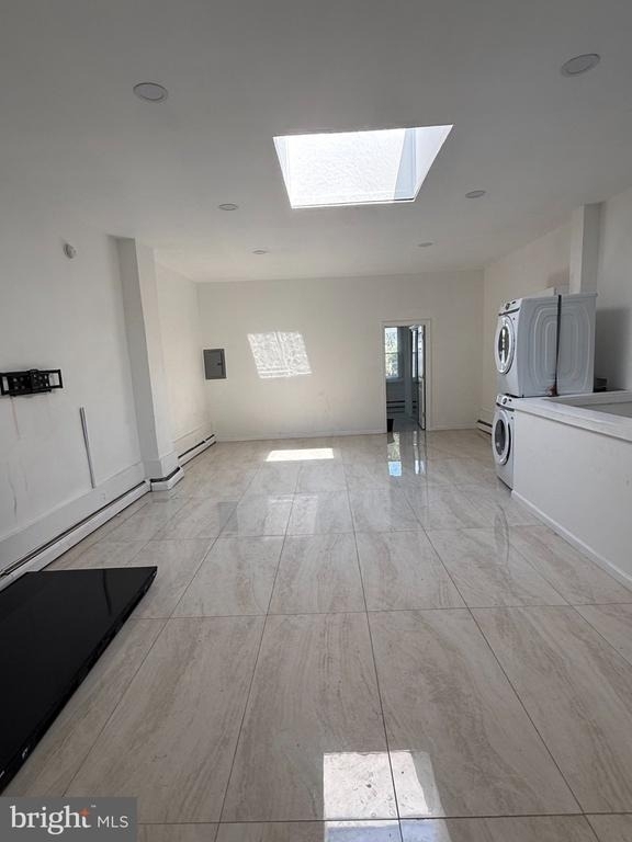 644 South Street - Photo 3