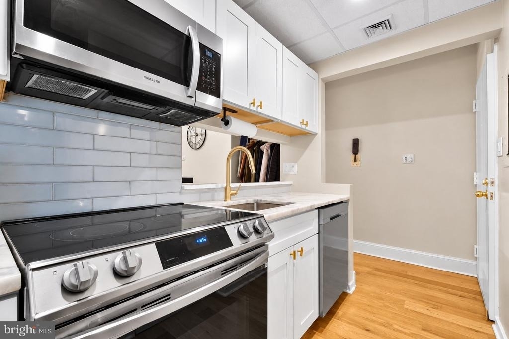 1716 Wallace Street - Photo 11