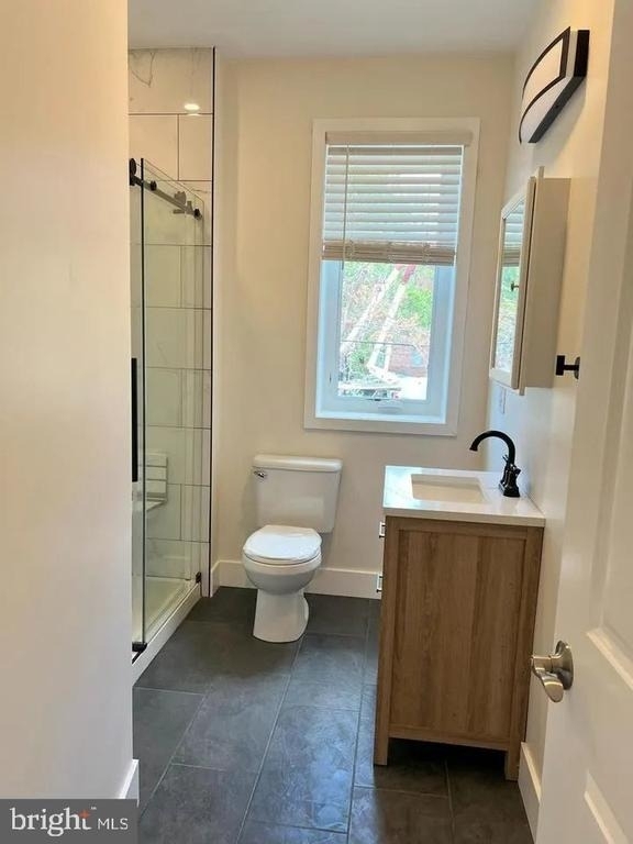 2201 S Norwood Street - Photo 8