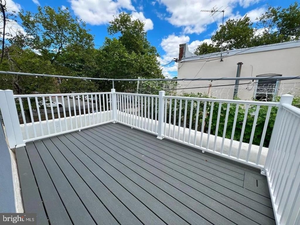 2201 S Norwood Street - Photo 12