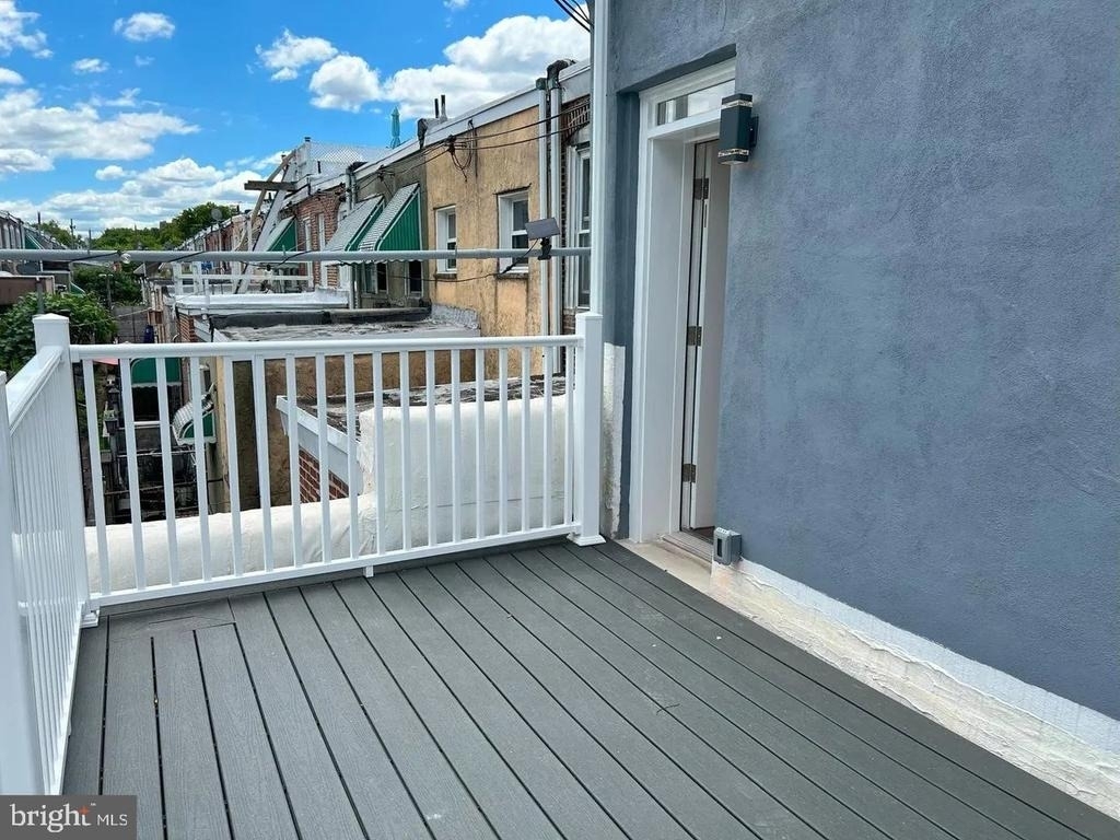 2201 S Norwood Street - Photo 11