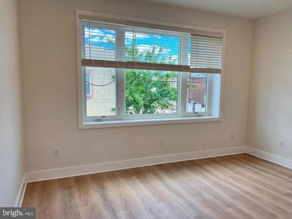 2201 S Norwood Street - Photo 6