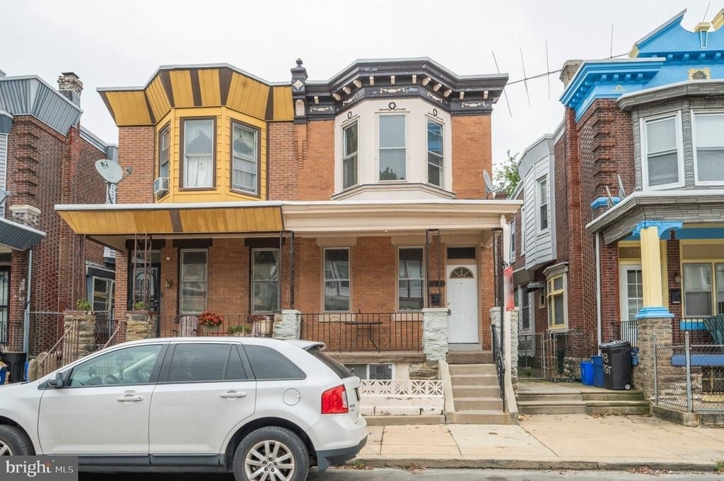 4915 N 11th Street - Photo 2
