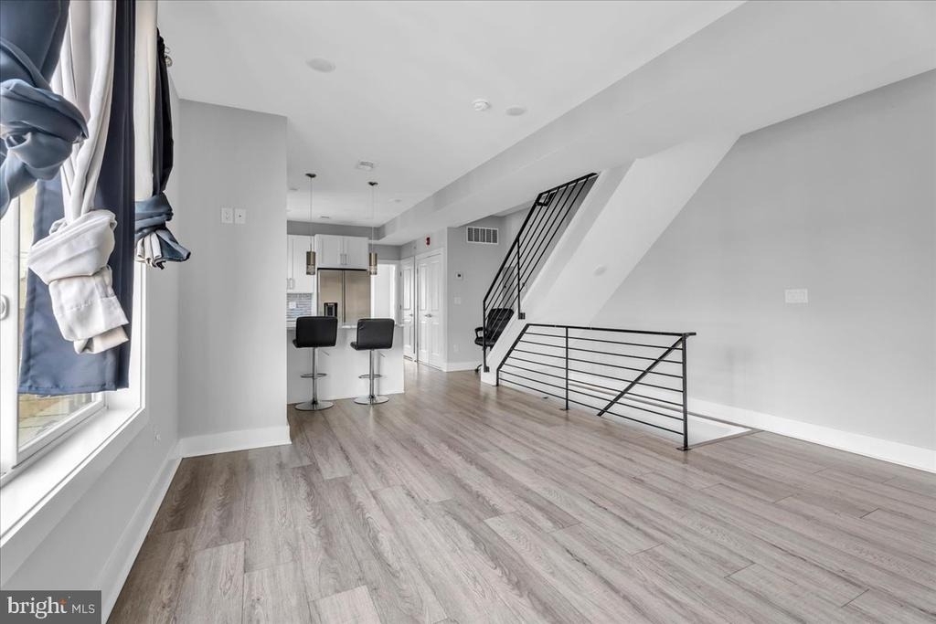2000 E Huntingdon Street - Photo 8