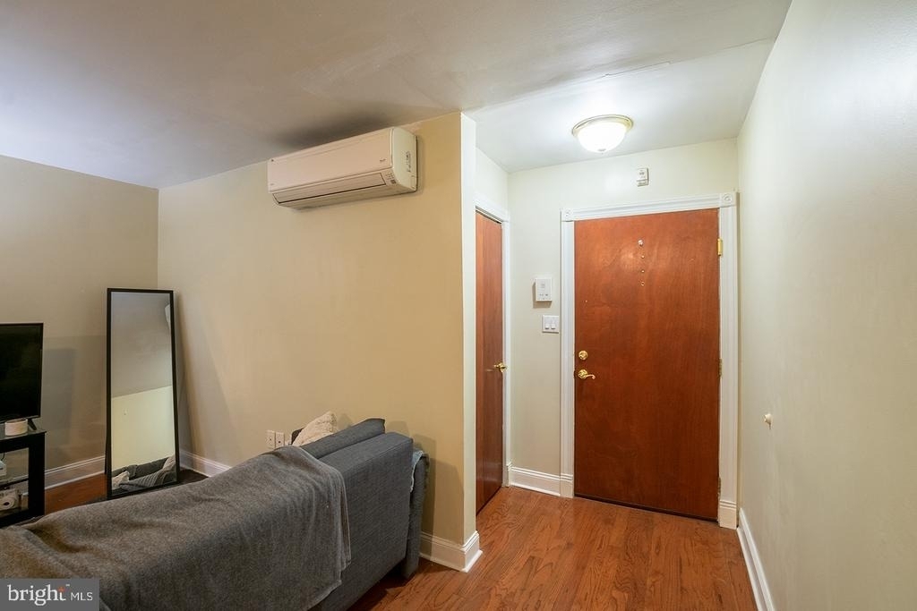 2504 S Broad Street - Photo 6