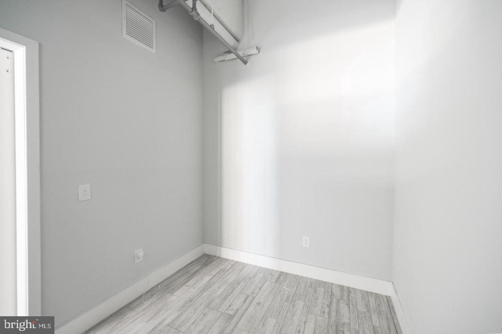 412-26 S 13th Street - Photo 9