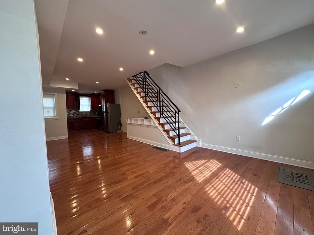 2251 Jackson Street - Photo 11