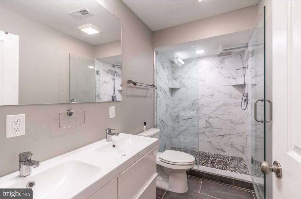 1248 N 25th Street - Photo 4