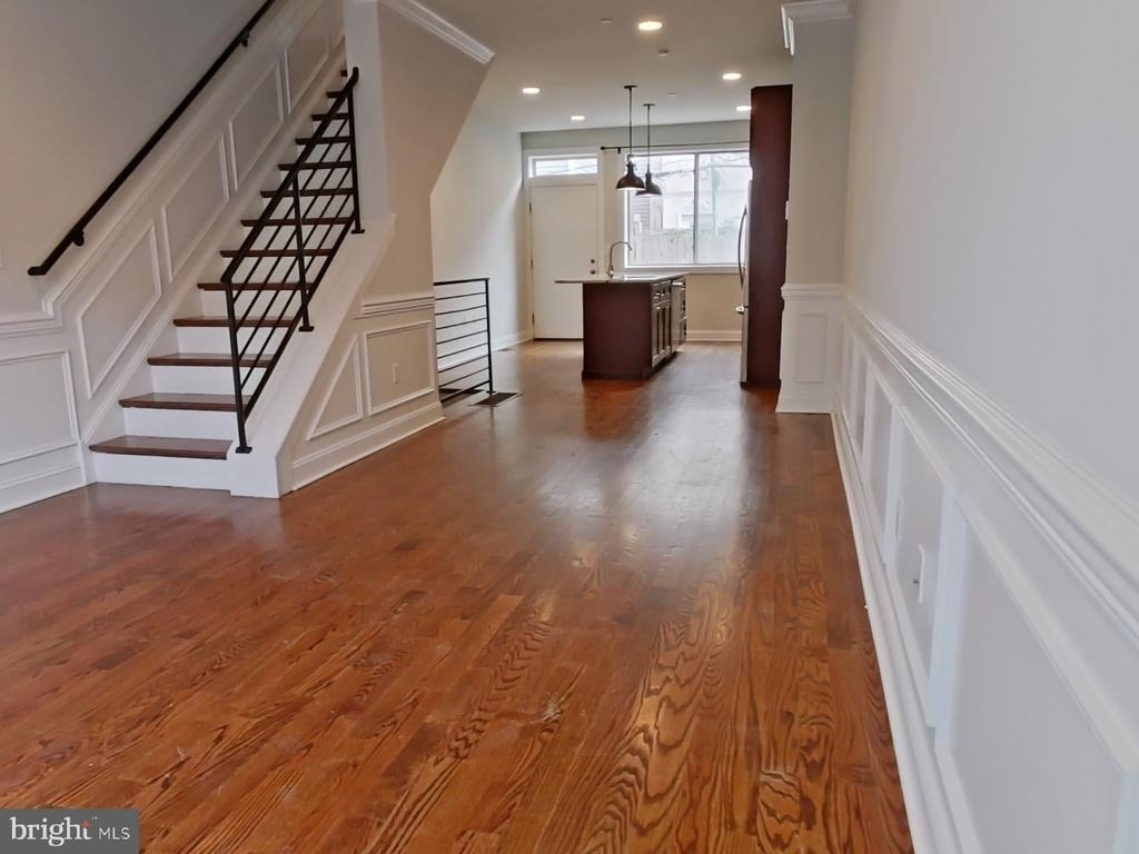 2017 Oakford Street - Photo 10