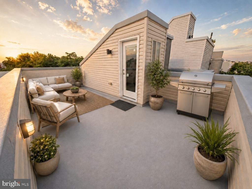 2017 Oakford Street - Photo 7