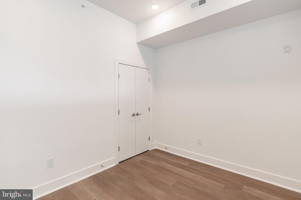 813 N Broad Street - Photo 10