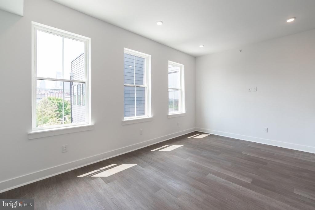 813 N Broad Street - Photo 3