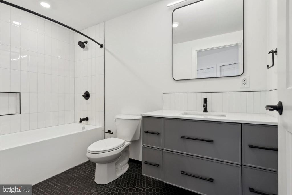 828 N 2nd Street - Photo 35
