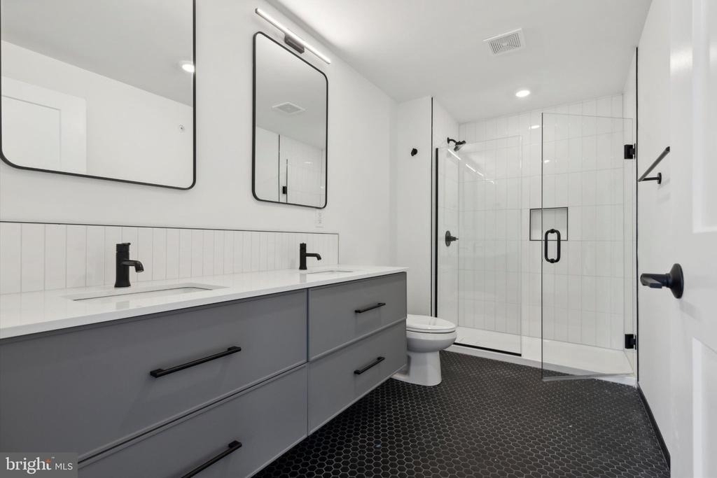 828 N 2nd Street - Photo 8