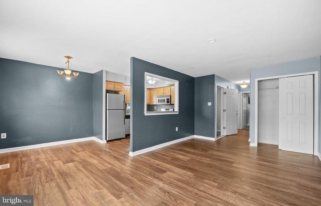 9878 Garvey Drive - Photo 3
