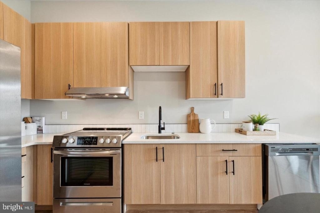 209 W Chelten Avenue - Photo 7