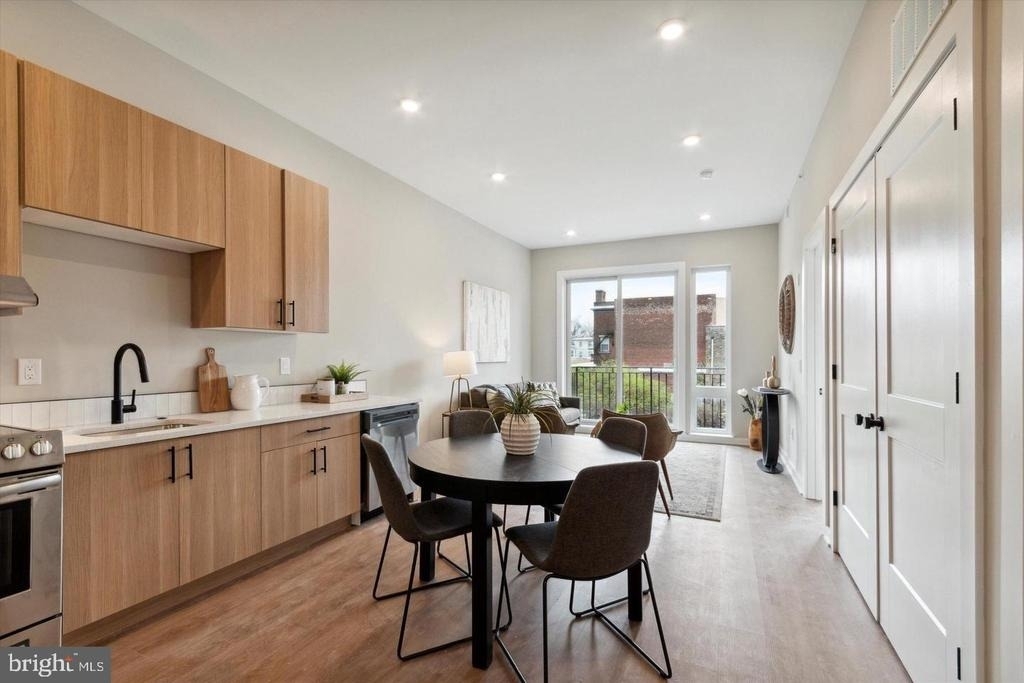 209 W Chelten Avenue - Photo 10