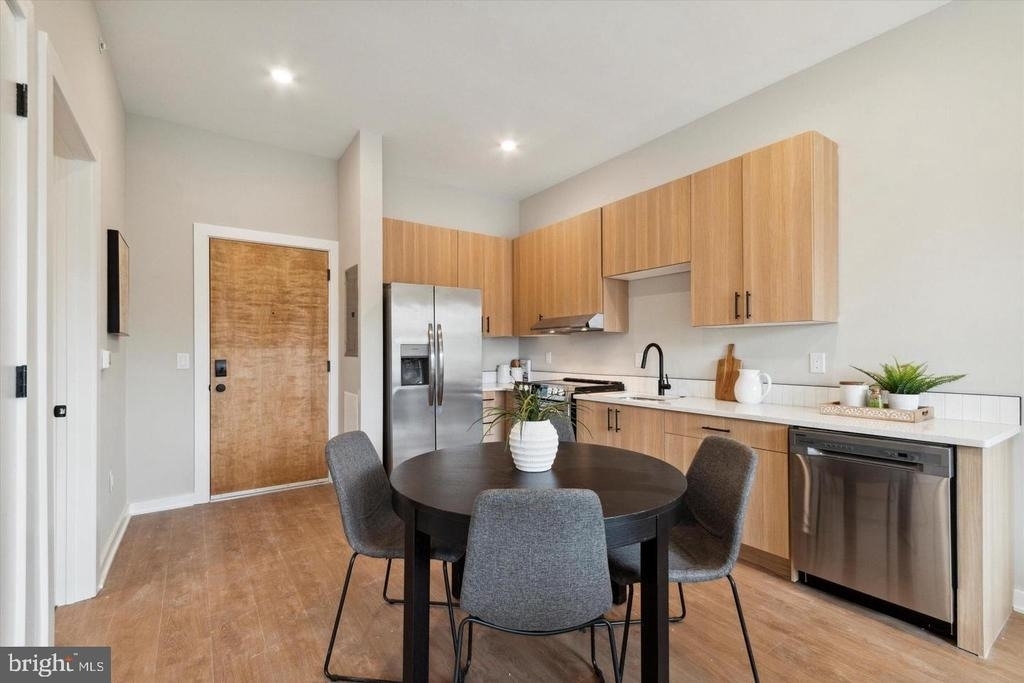 209 W Chelten Avenue - Photo 9