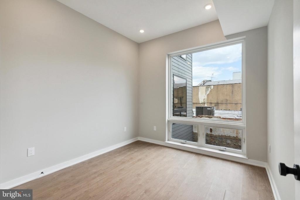 308 W Chelten Avenue - Photo 10