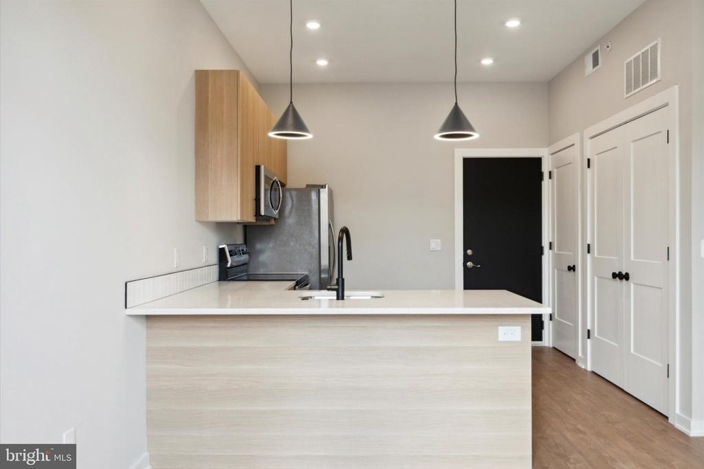308 W Chelten Avenue - Photo 5