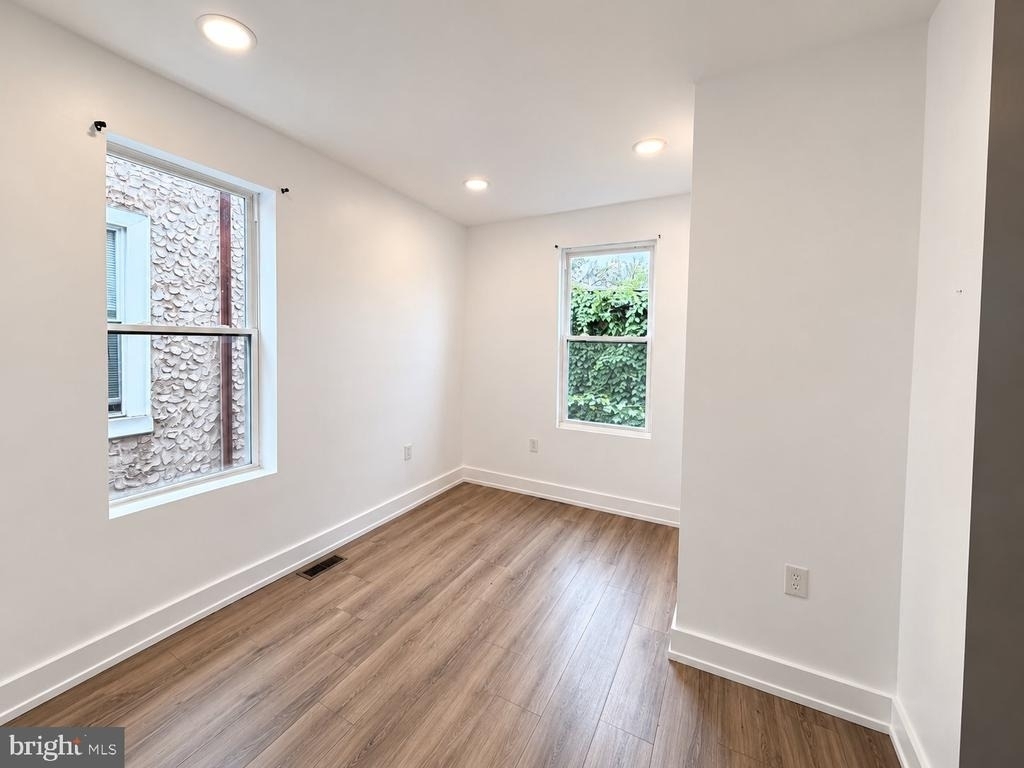 1929 N Patton Street - Photo 10