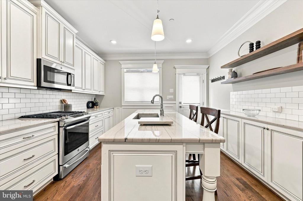 2138 Kater Street - Photo 8