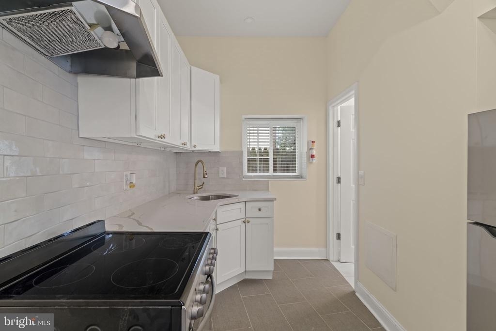 844 3rd - Photo 11
