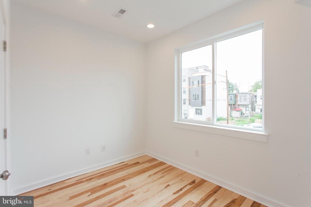 2611 Titan Street - Photo 17