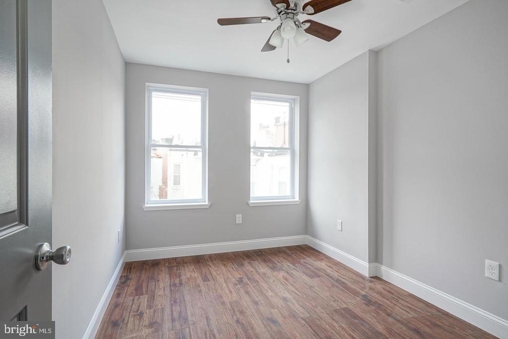 1348 N Dover Street - Photo 10