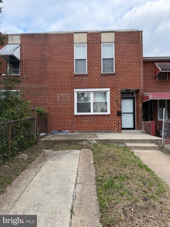 865 N Fallon Street - Photo 0