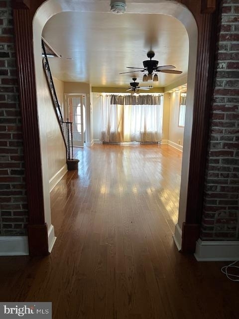 2429 E Huntingdon Street - Photo 2