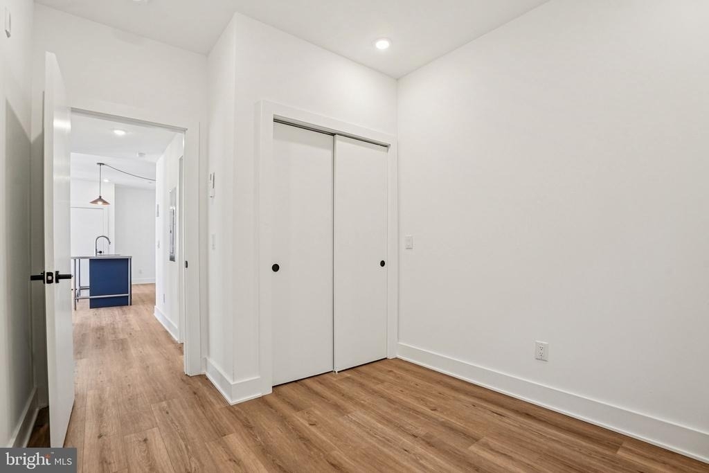 2456 Frankford Avenue - Photo 22