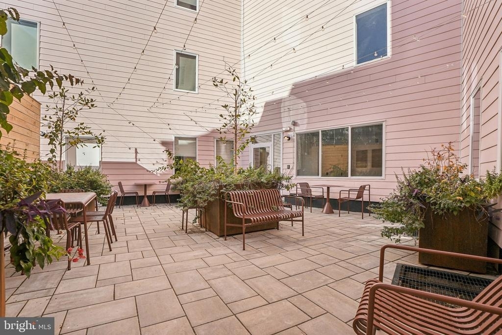 2456 Frankford Avenue - Photo 31