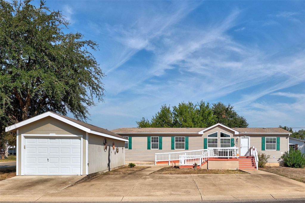 3351 Killingsworth Ln - Photo 0