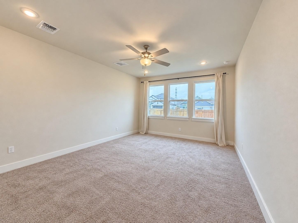 19124 Moreland Ln - Photo 14