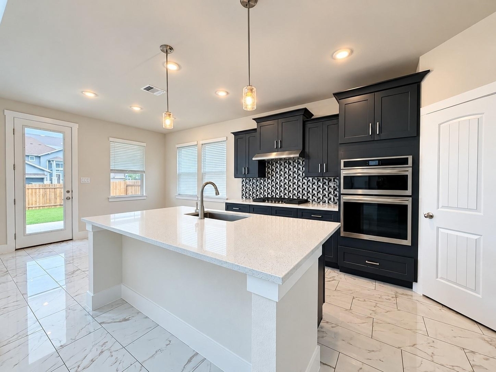 19124 Moreland Ln - Photo 6